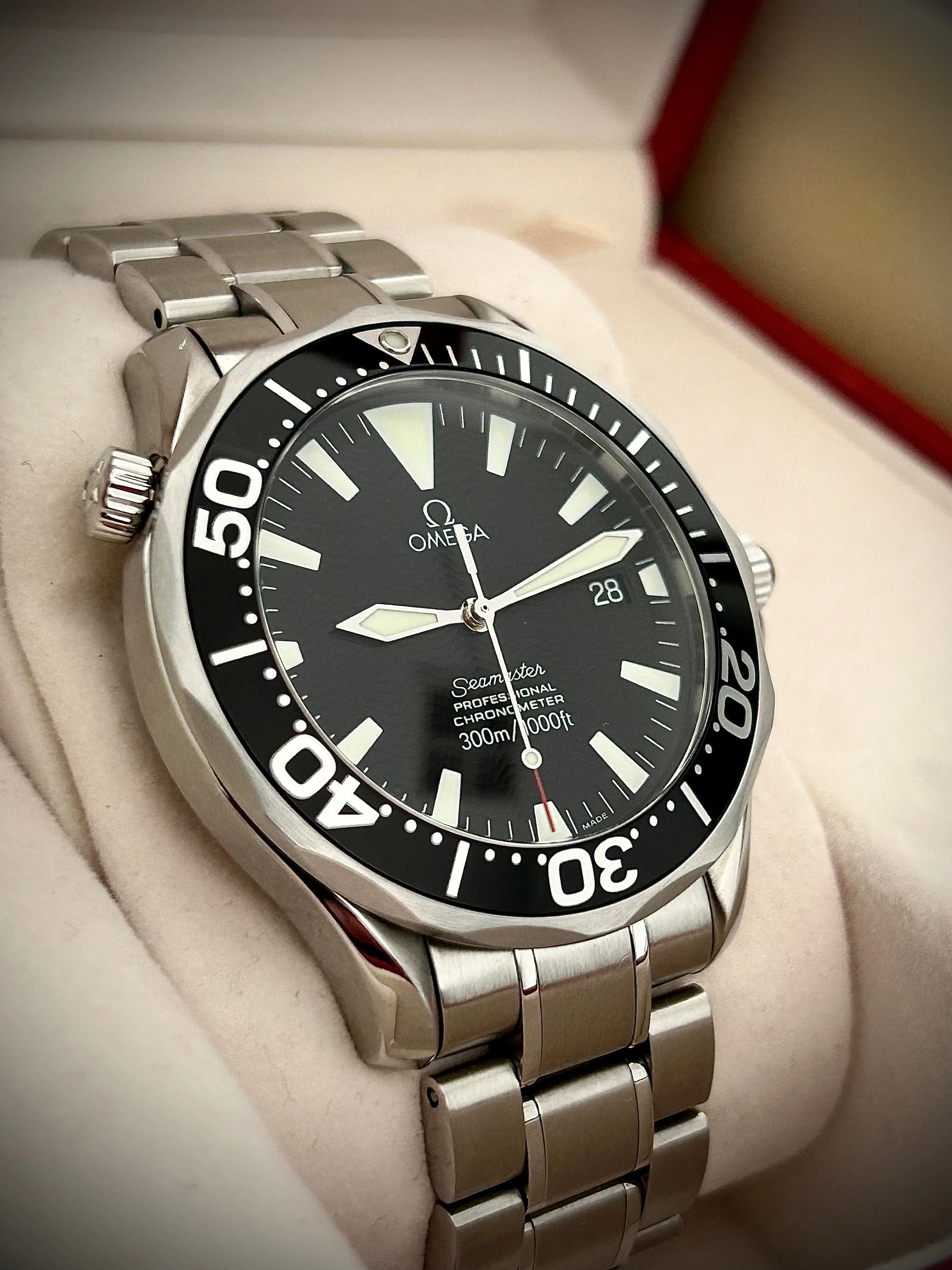 2007 OMEGA SEAMASTER 300, 2254.50, BOX AND CARDS, INC GST