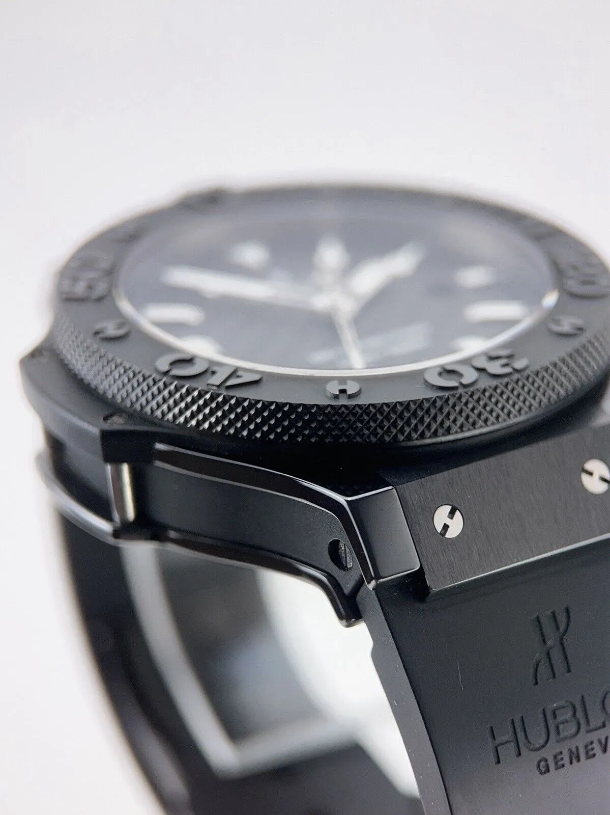 2012 Hublot Big Bang King Ceramic Black 48mm Automatic Men’s Watch 322.CM1770.RX