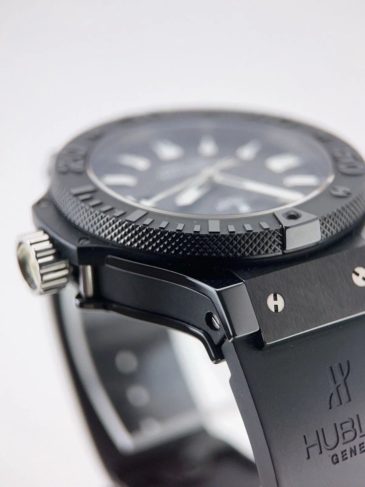 2012 Hublot Big Bang King Ceramic Black 48mm Automatic Men’s Watch 322.CM1770.RX
