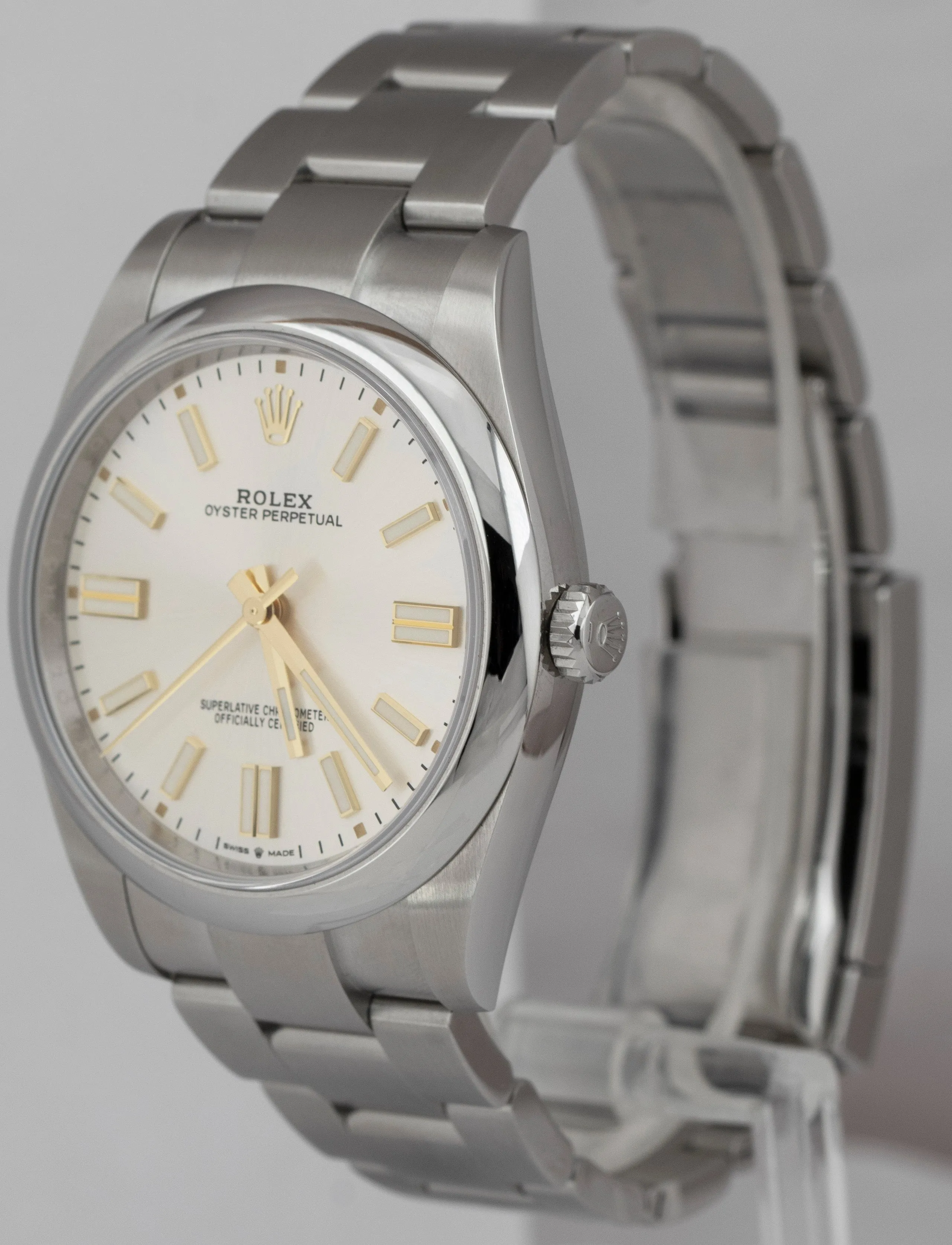 2021 Rolex Oyster Perpetual SILVER GOLD Stainless Steel Oyster 124300 41mm Watch
