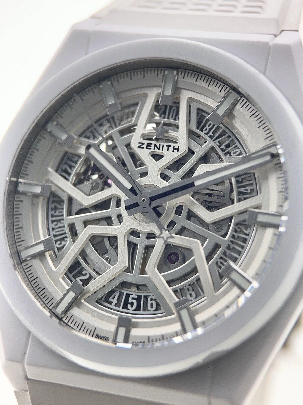 2021 Zenith Defy Ceramic White 41mm Automatic Men’s Watch 49.9002.670 - Full set