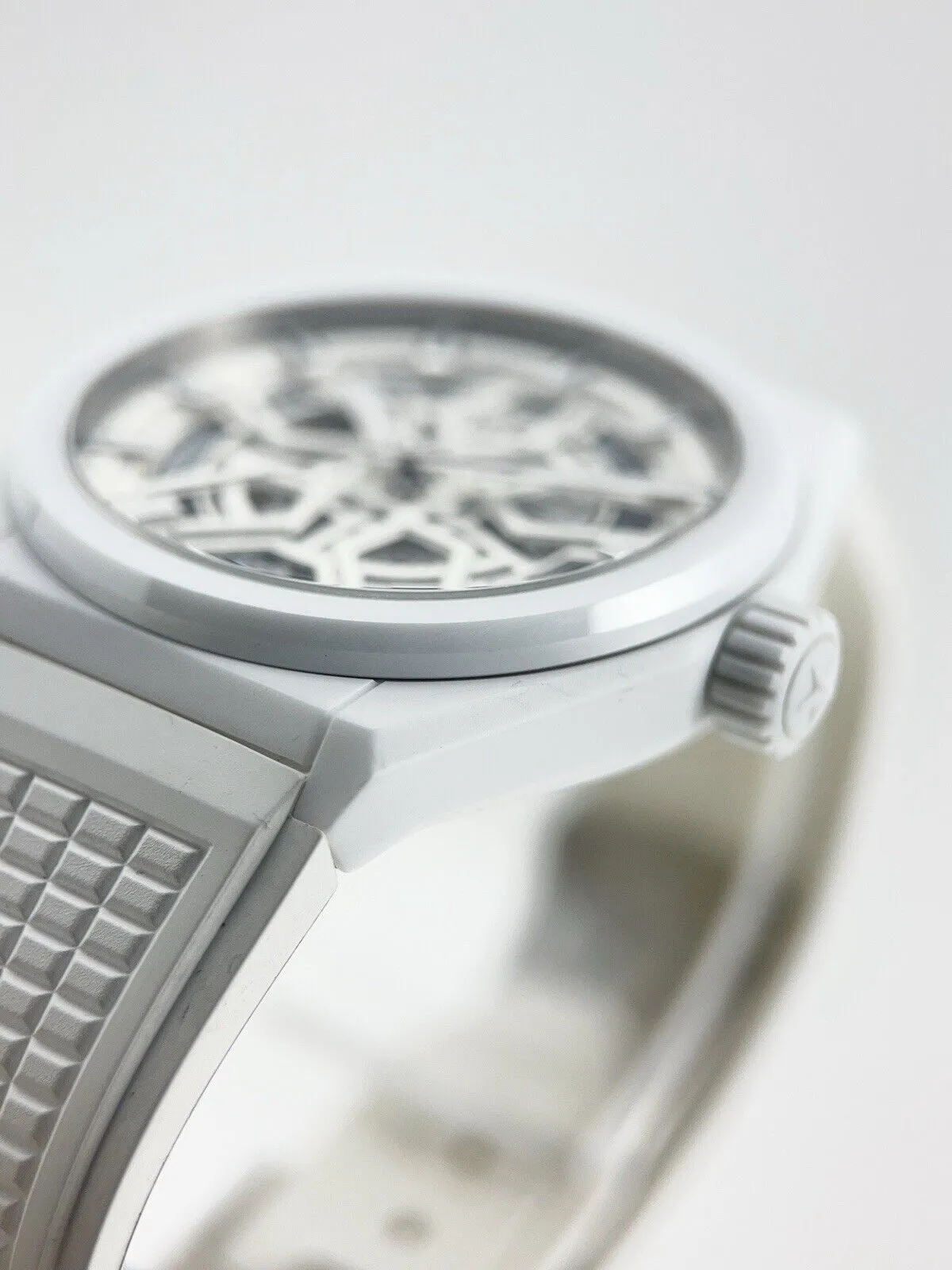 2021 Zenith Defy Ceramic White 41mm Automatic Men’s Watch 49.9002.670 - Full set