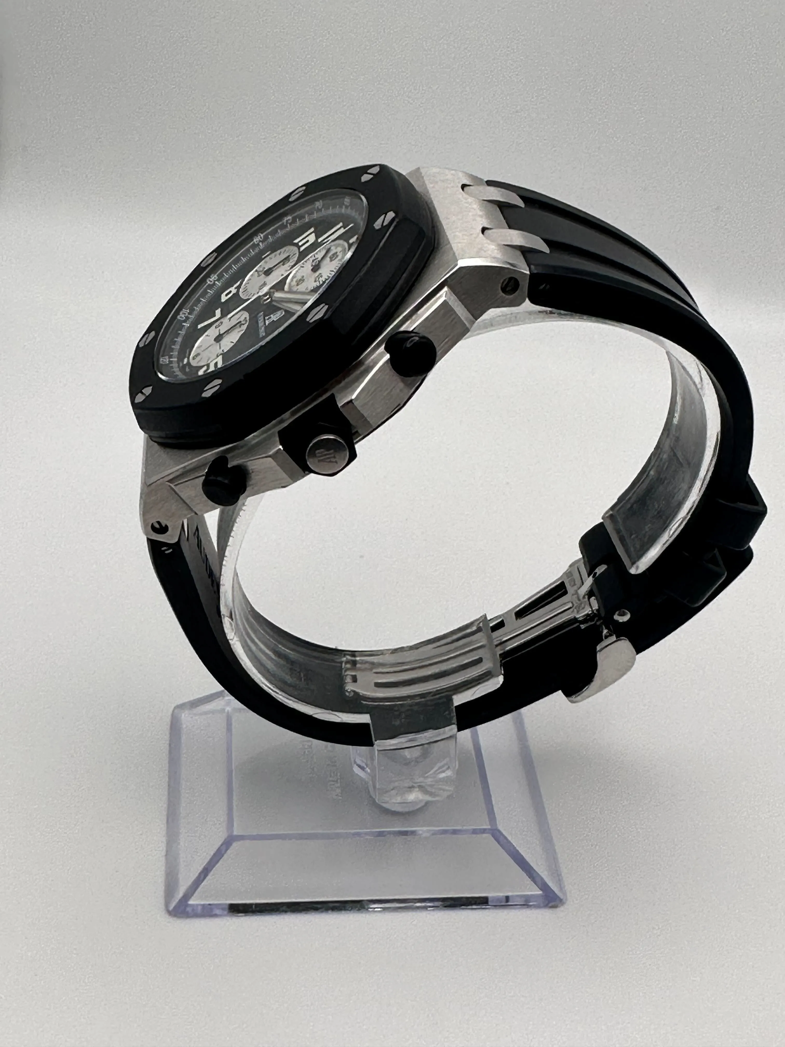 A&P Luxury Watches Royal Oak Offshore 25940SK.OO.D002CA.01.A Stainless Steel Black Dial