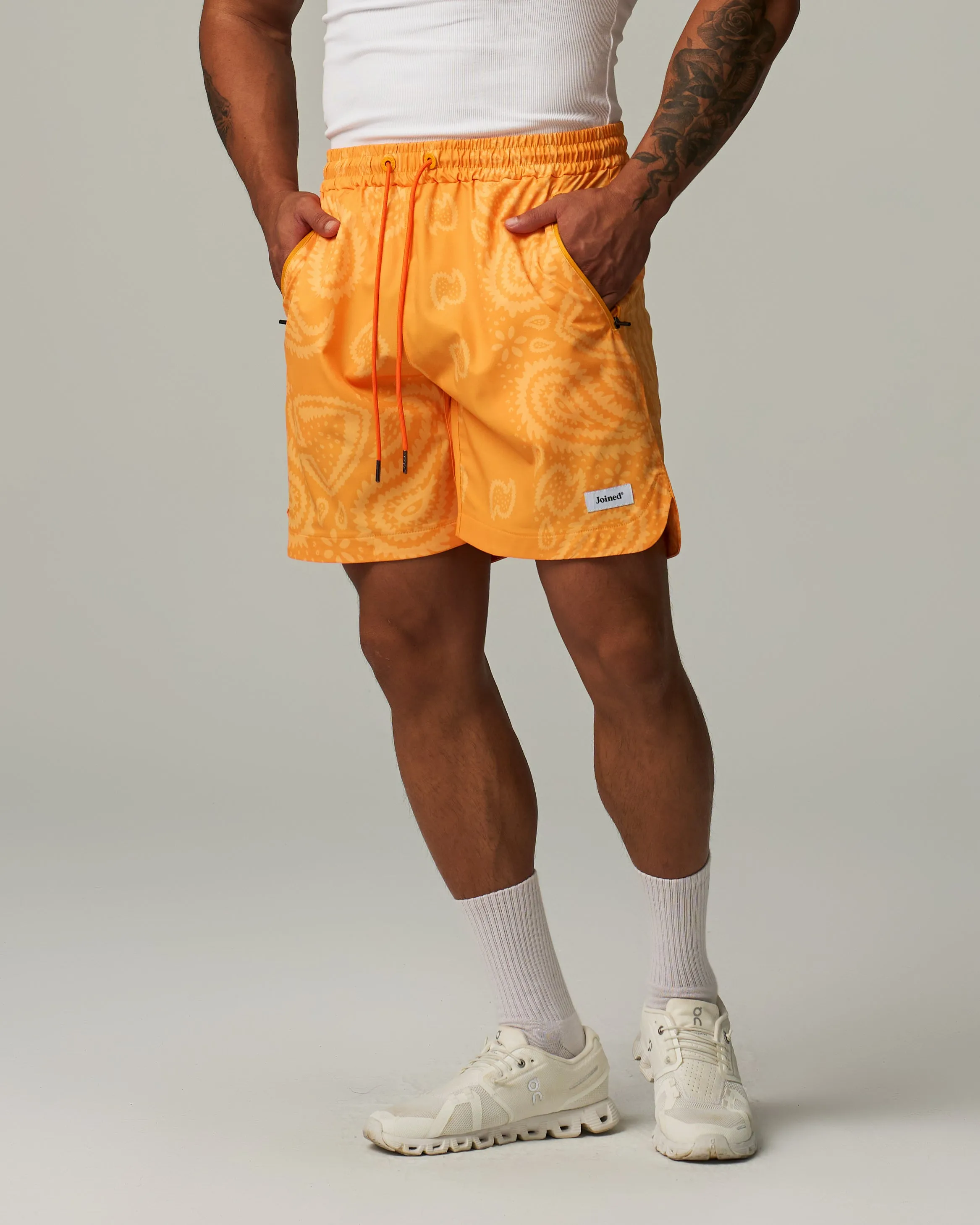 Amoeba Side Slit Stretch Shorts