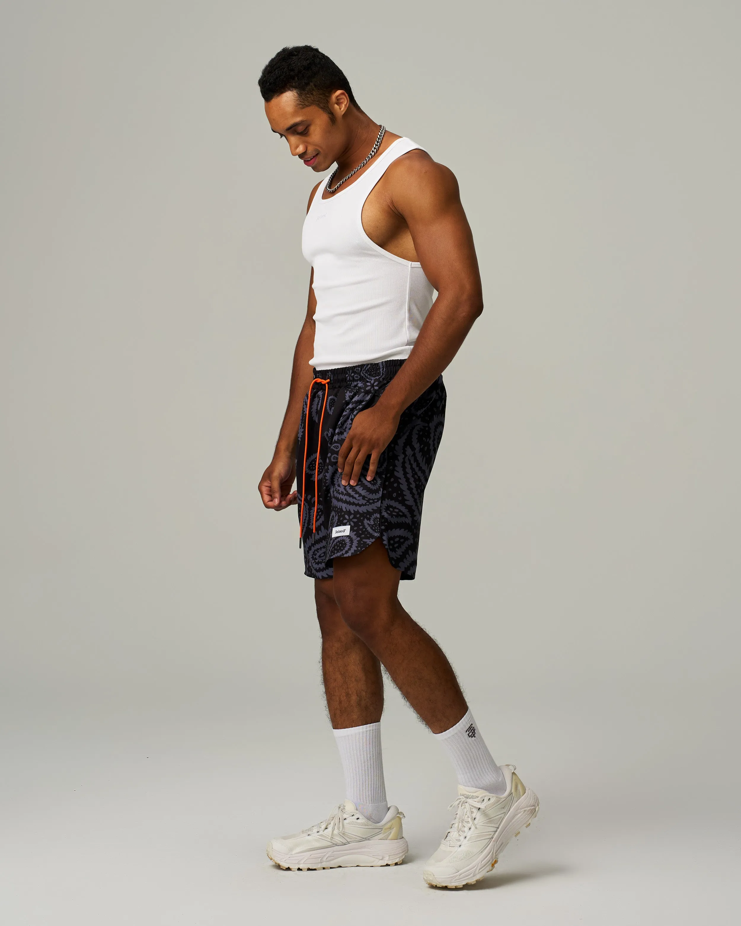 Amoeba Side Slit Stretch Shorts