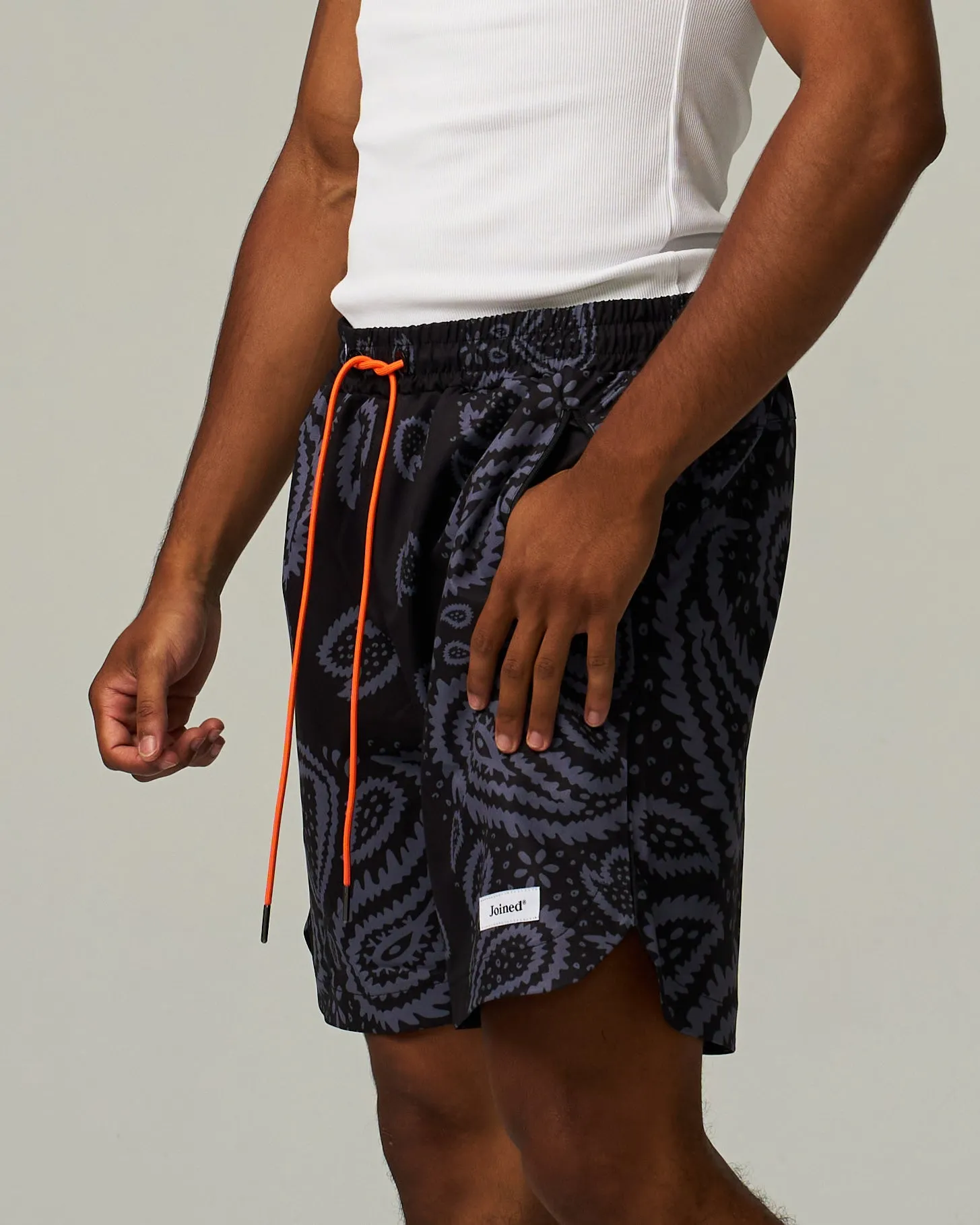 Amoeba Side Slit Stretch Shorts