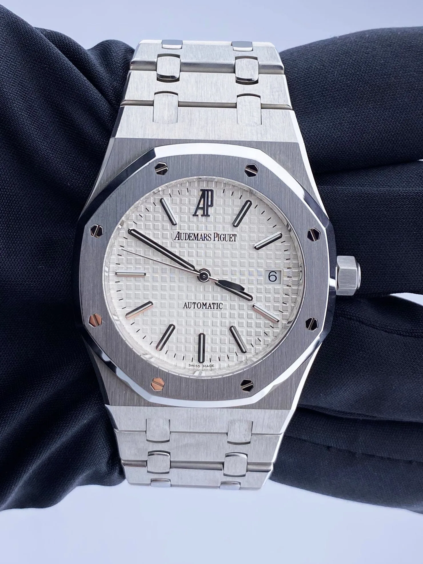 Audemars Piguet Royal Oak 15300ST White Dial Mens Watch Box Papers