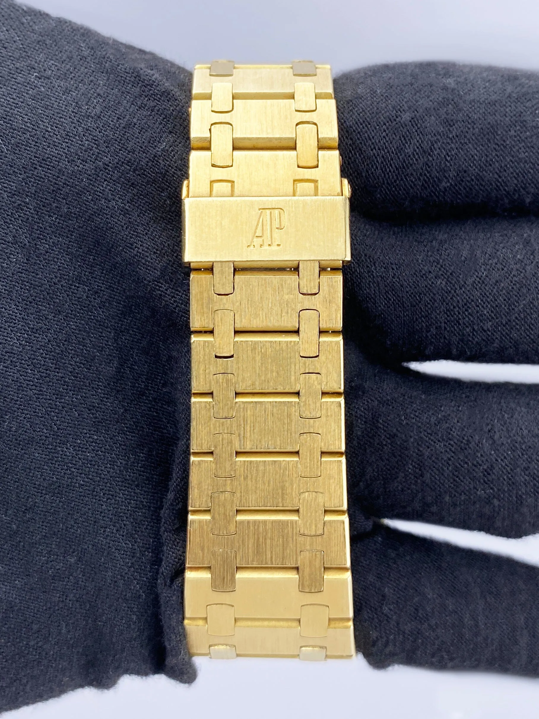 Audemars Piguet Royal Oak Jumbo 5402BA Gray Dial Mens Watch