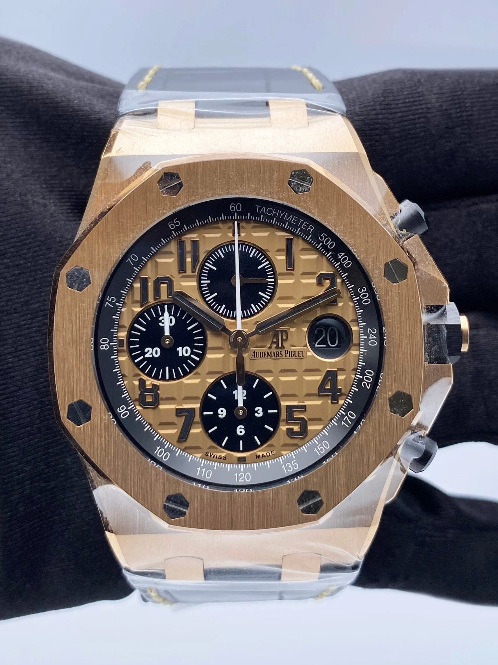 Audemars Piguet Royal Oak Offshore 26470OR Mens Watch