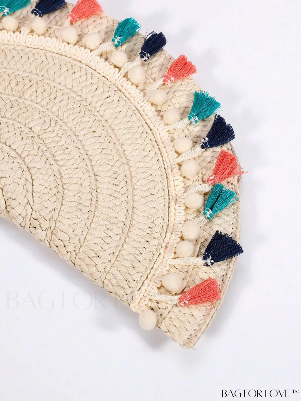 BagForLove - Chic Straw Bag with Tassel Decor, Ideal for Summer Vacations and Beach Travel