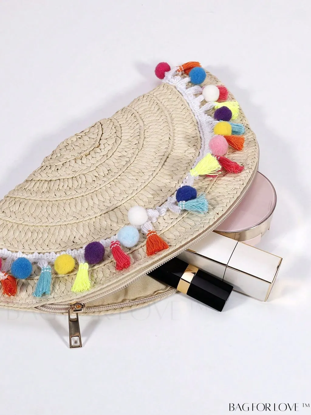 BagForLove - Chic Straw Bag with Tassel Decor, Ideal for Summer Vacations and Beach Travel