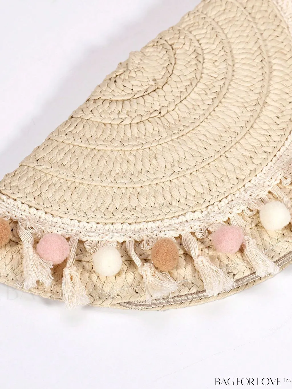 BagForLove - Chic Straw Bag with Tassel Decor, Ideal for Summer Vacations and Beach Travel
