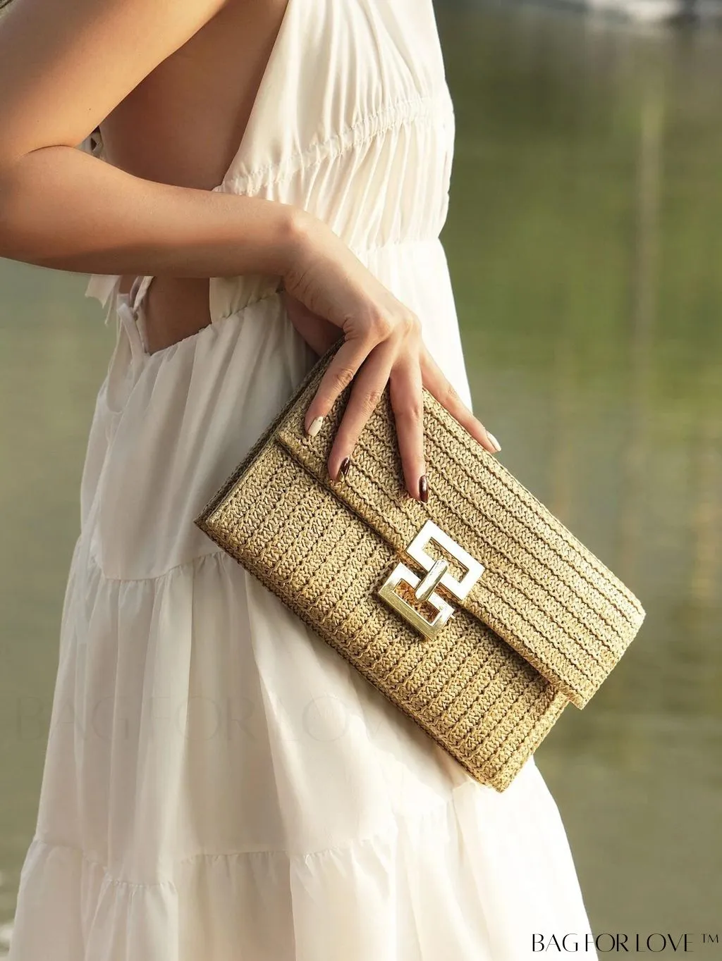 BagForLove - Khaki Metal Lock Flap Straw Bag: Fashionable Essential for Summer Travel & Beach