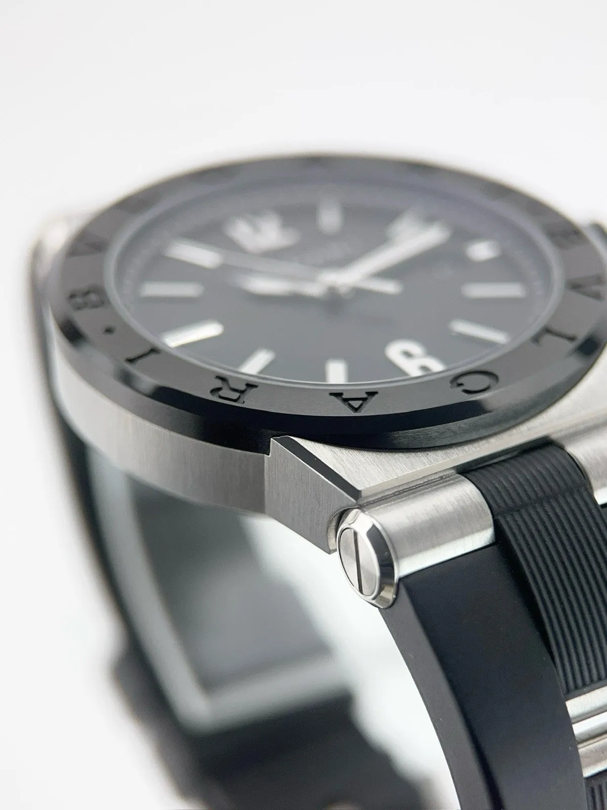 Bulgari Diagono Stainless Steel Black Dial 42mm Automatic Men’s Watch DG42SC
