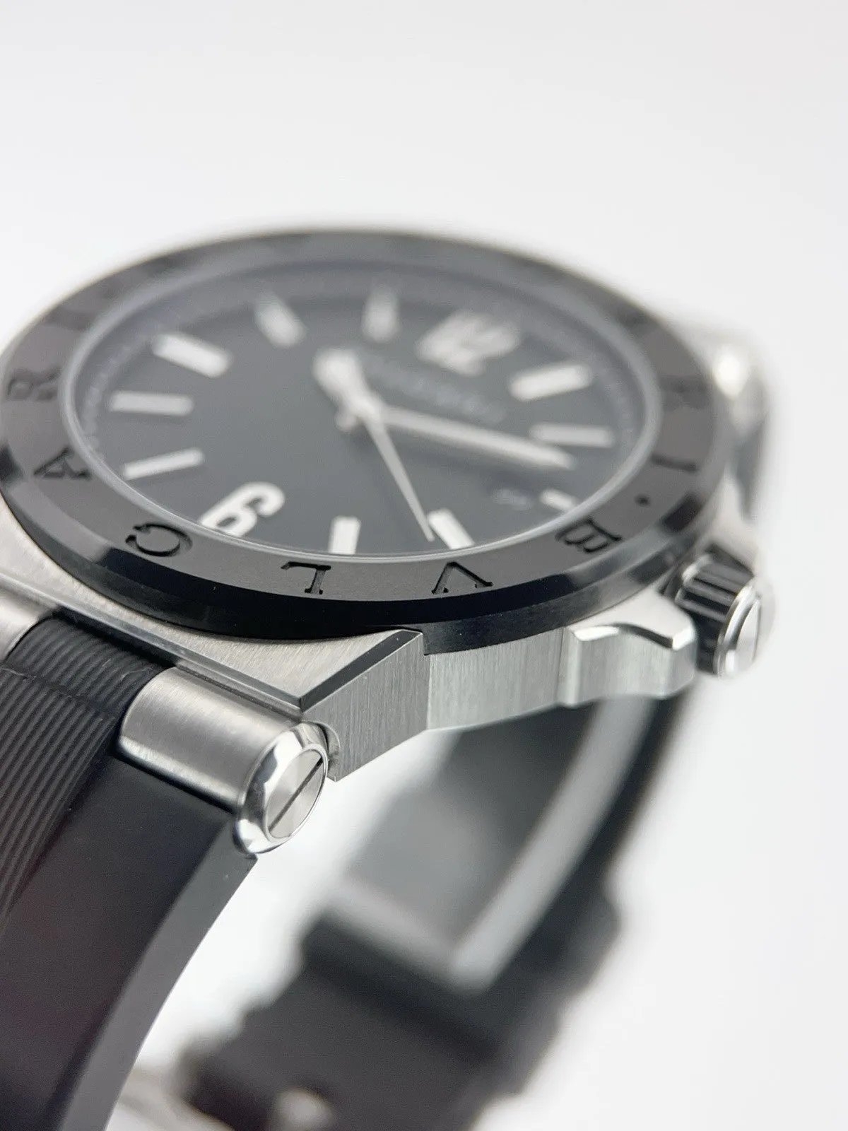 Bulgari Diagono Stainless Steel Black Dial 42mm Automatic Men’s Watch DG42SC
