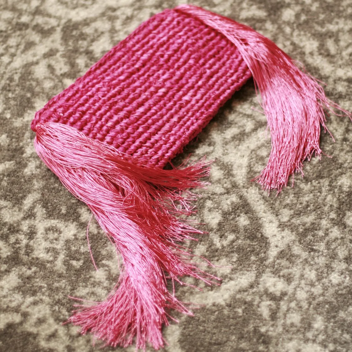 Canggu Fringe Raffia Straw Clutch, in Dragon Fruit