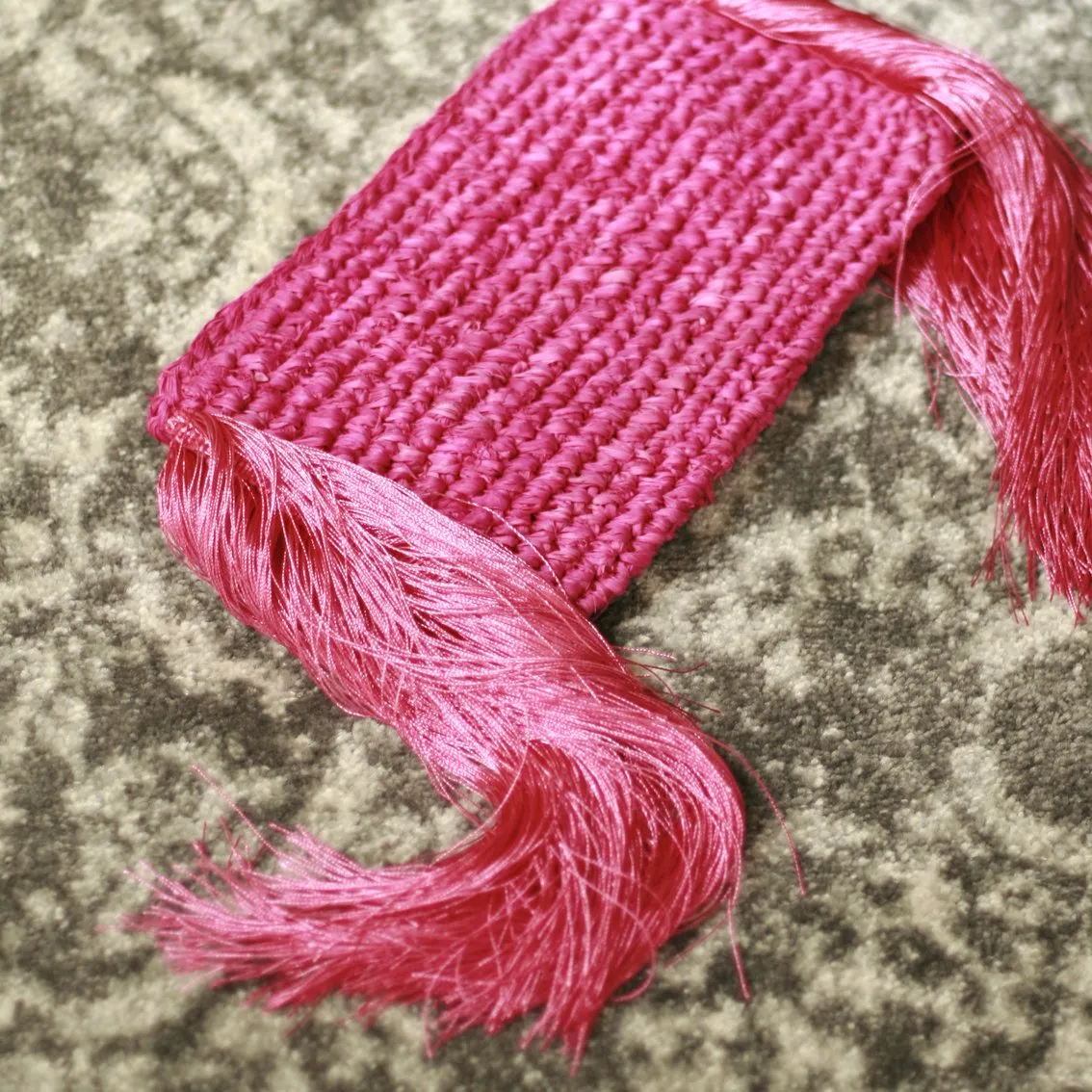 Canggu Fringe Raffia Straw Clutch, in Dragon Fruit