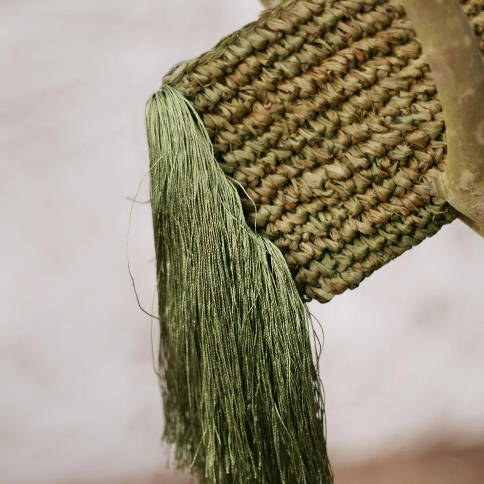 Canggu Fringe Raffia Straw Clutch, in Olive Green