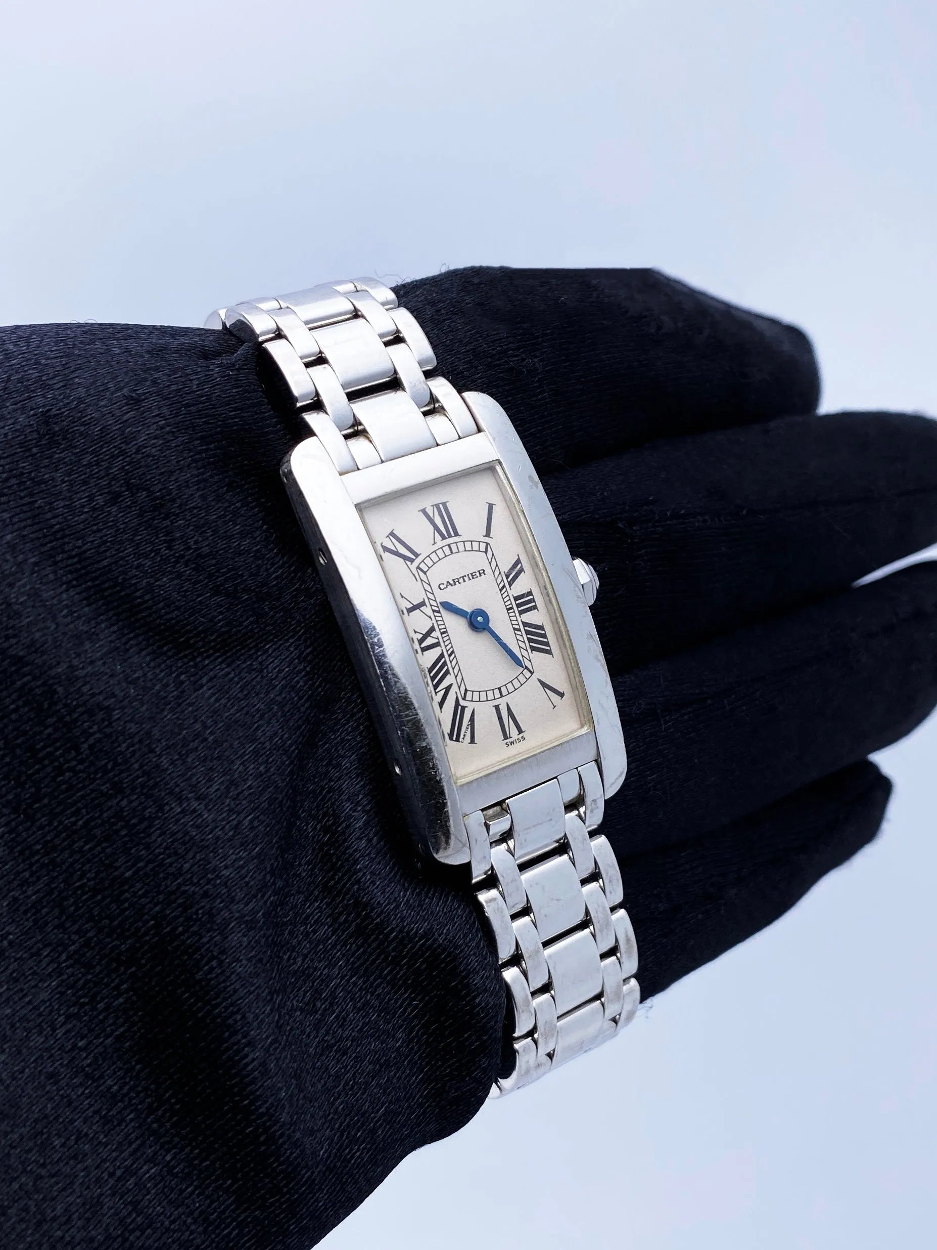 Cartier Tank Americaine 1713 18K White Gold Ladies Watch