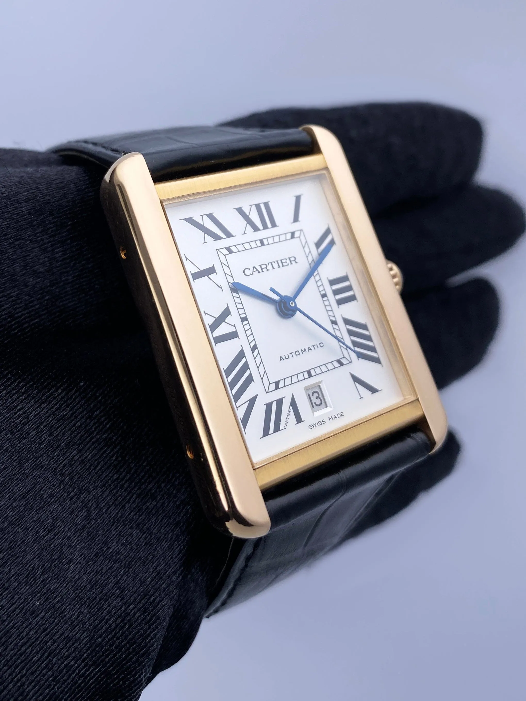 Cartier Tank Solo XL W5200026 18K Rose Gold Mens Watch Box & Papers