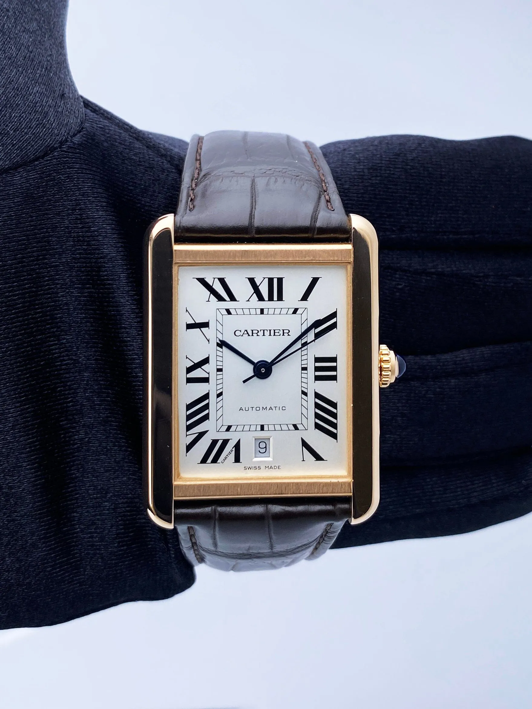 Cartier Tank Solo XL W5200026 18K Rose Gold Mens Watch Box Papers