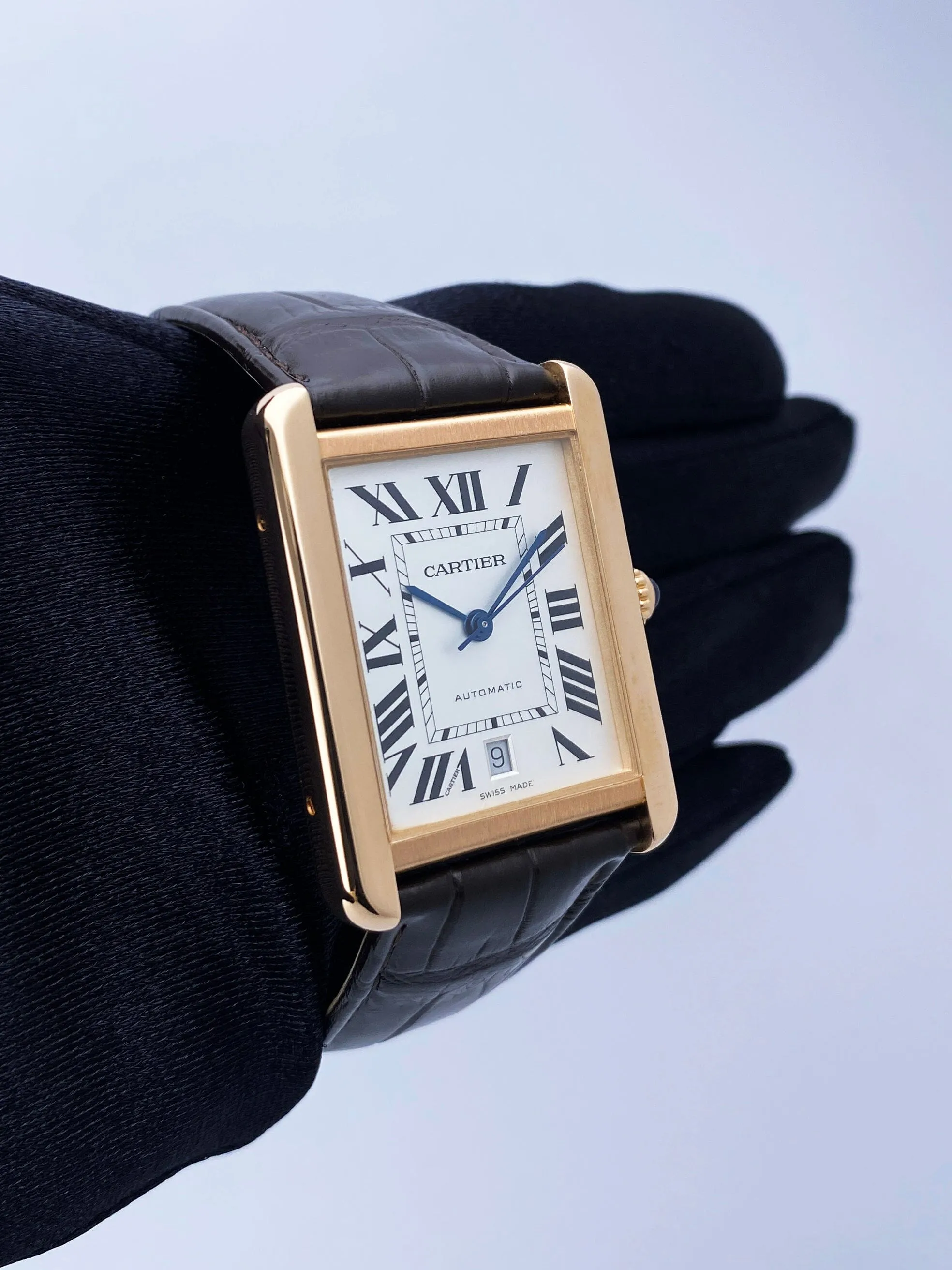 Cartier Tank Solo XL W5200026 18K Rose Gold Mens Watch Box Papers