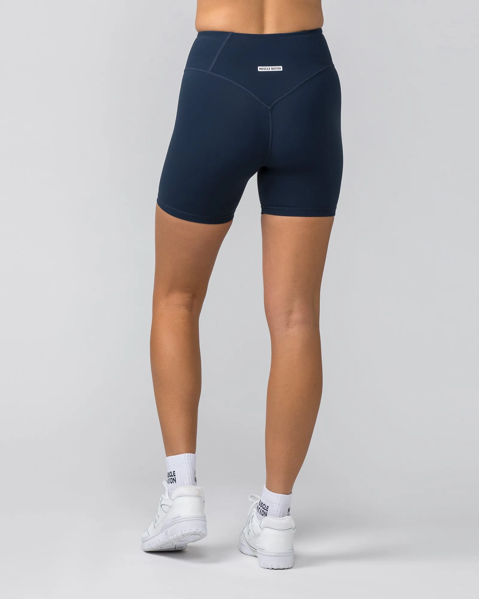 Contour Aura Bike Shorts - Navy