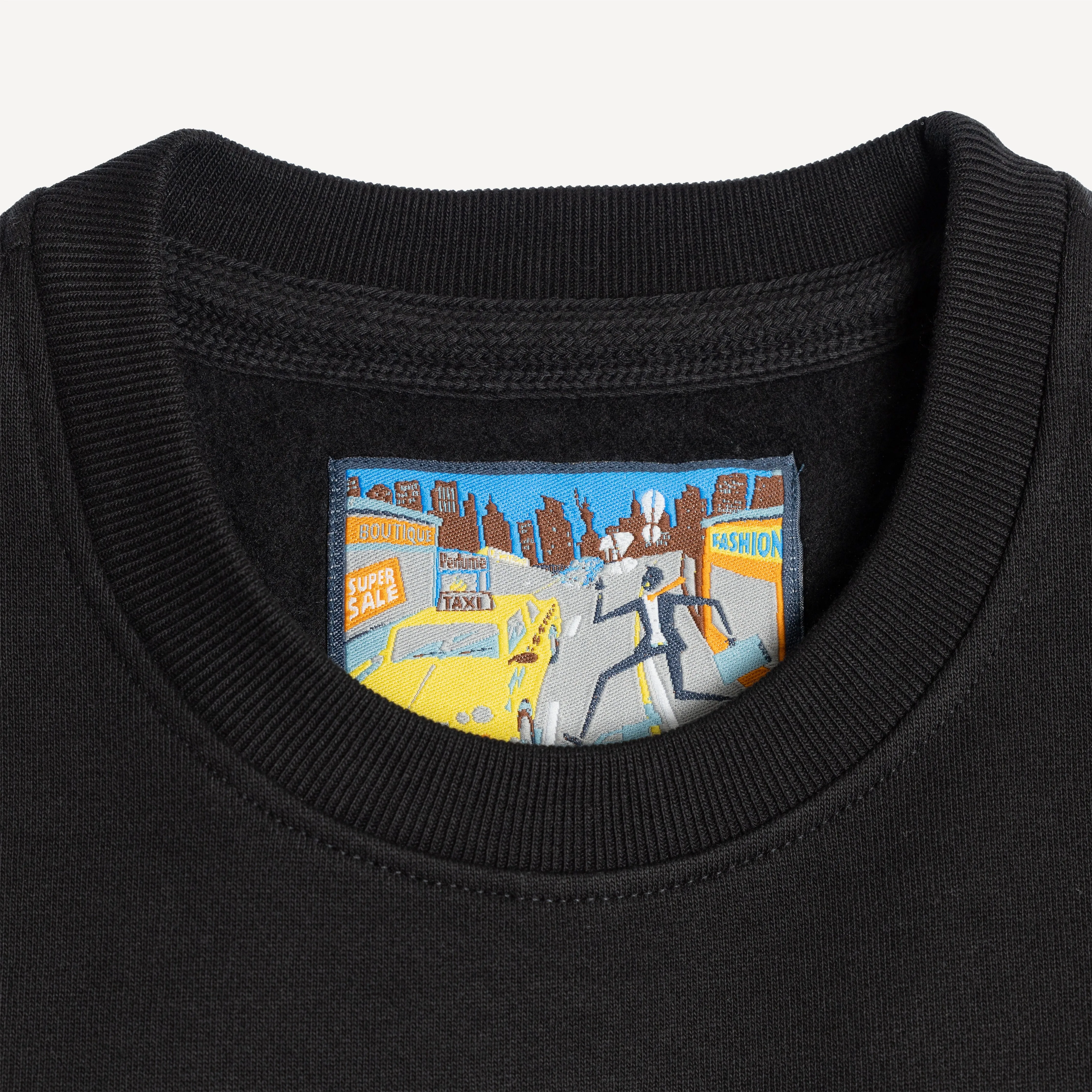 Crewneck Pullover Sweatshirt with Embroidered Icon - Black / Corgi