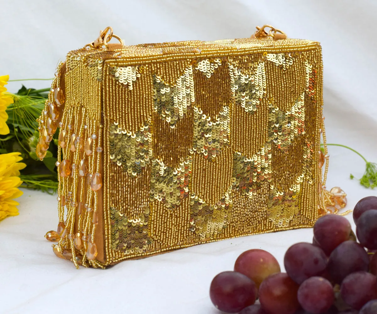 Dishi Clutch – Gold