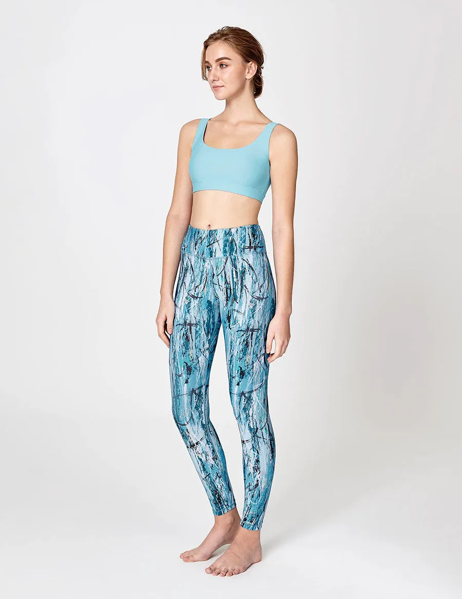 easyoga LA-VEDA Limber Up Bra - B32 Porcelain Blue