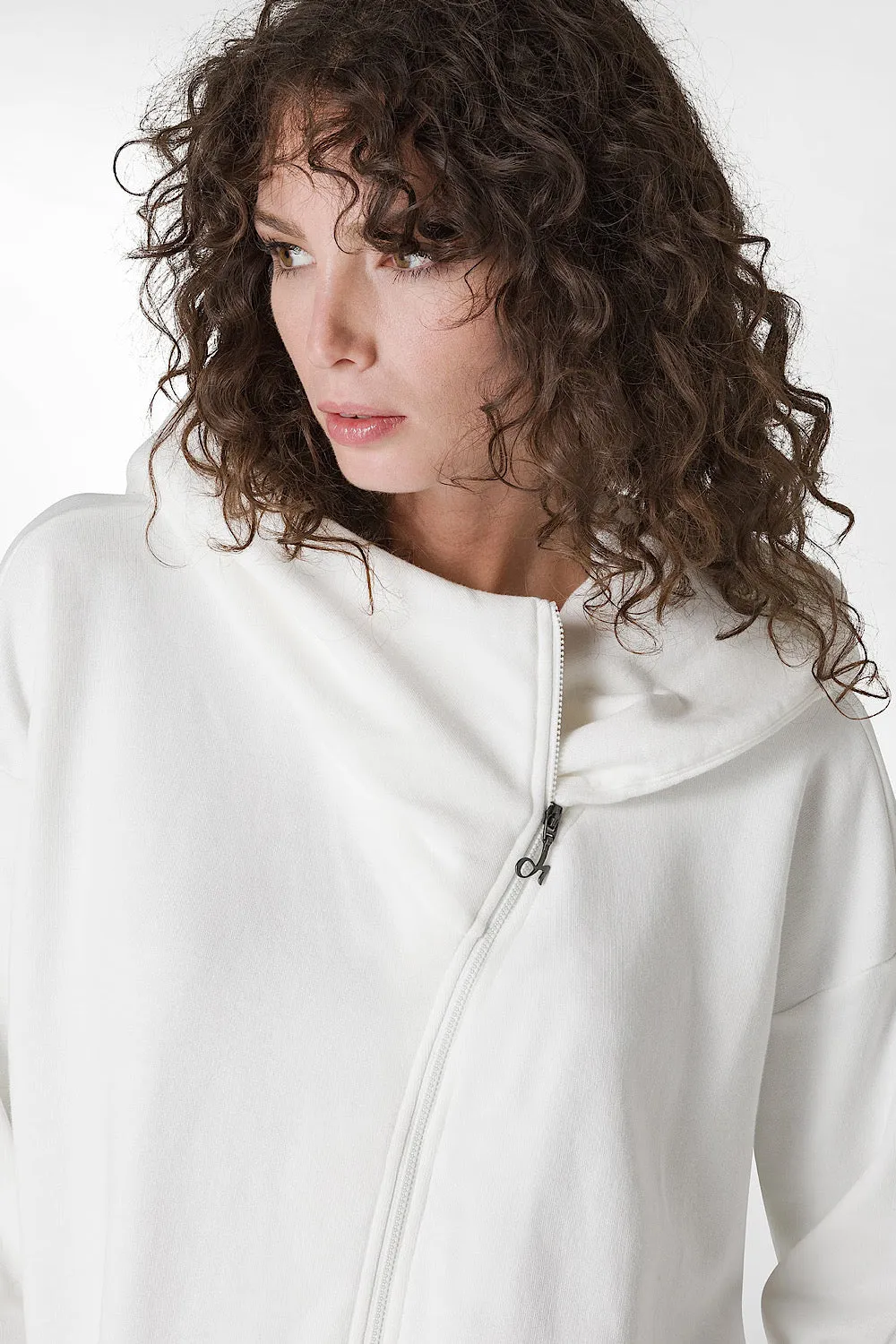 FELPA COMFORT OVERSIZE CON ZIP