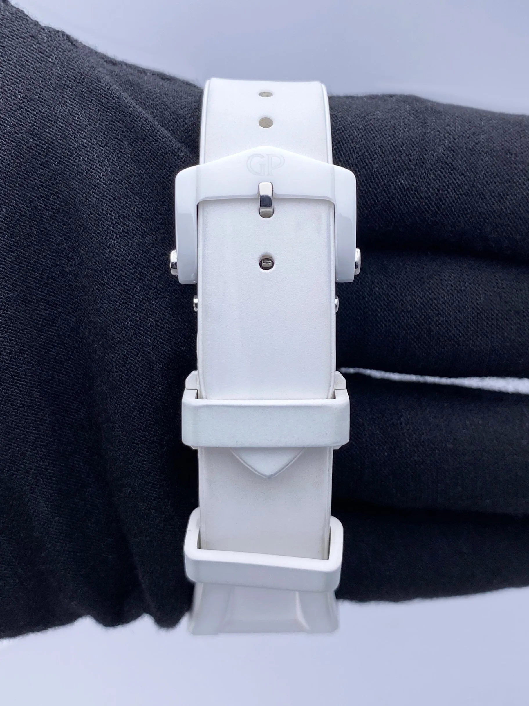 Girard Perregaux Laureato 81005 White Ceramic Ladies Watch