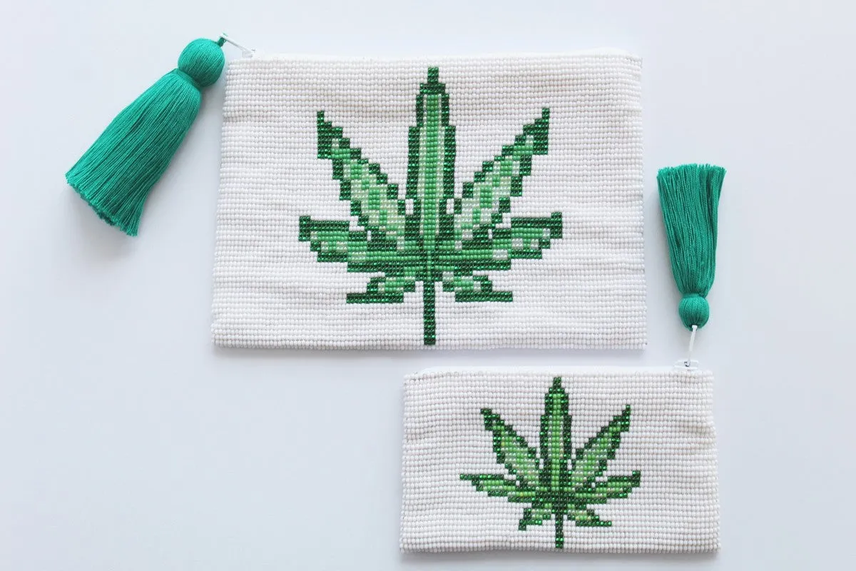 Glass Bead Coin Purse: Leaf - GREEN ON GREEN