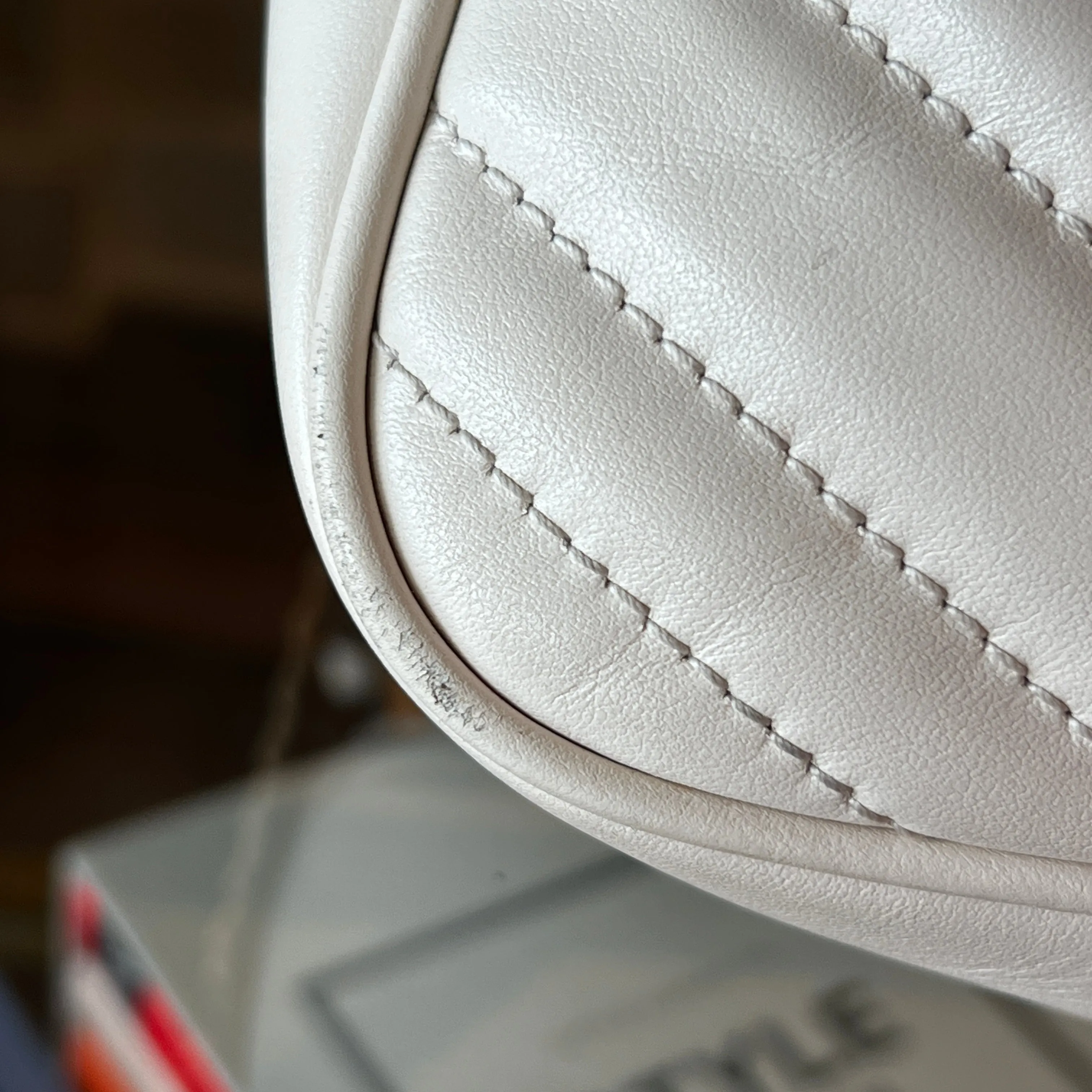 GUCCI GG Marmont White Leather Small Shoulder Bag