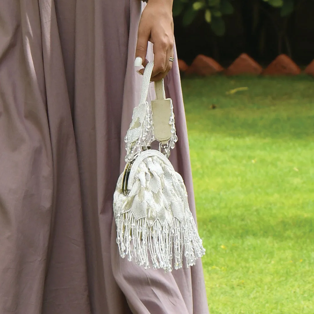 Hrutvy Clutch – Ivory White
