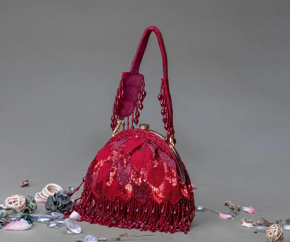 Hrutvy Clutch – Ruby Red