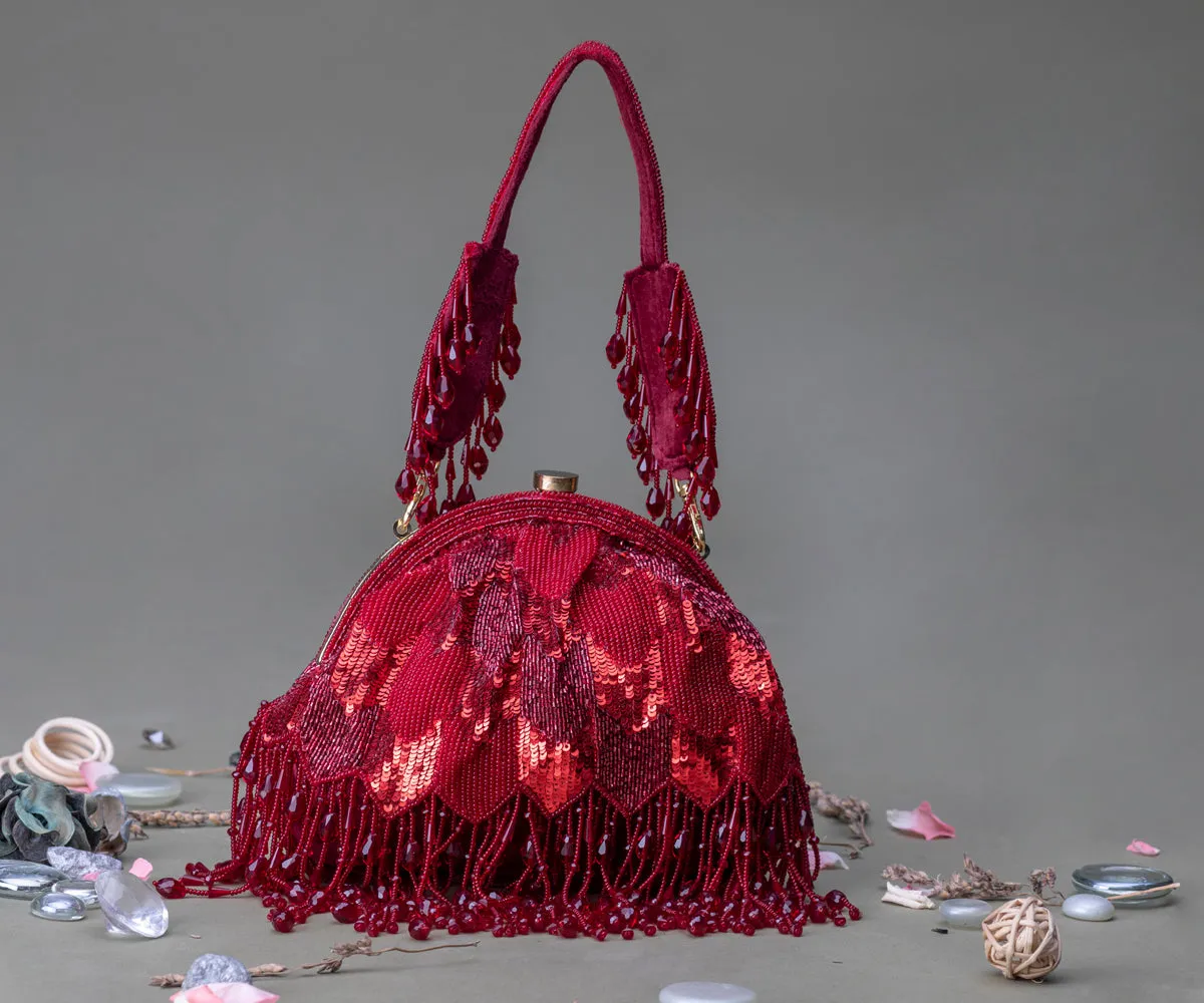 Hrutvy Clutch – Ruby Red