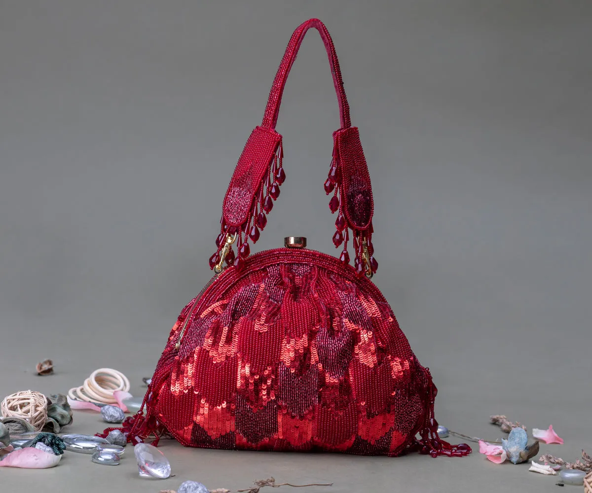 Hrutvy Clutch – Ruby Red