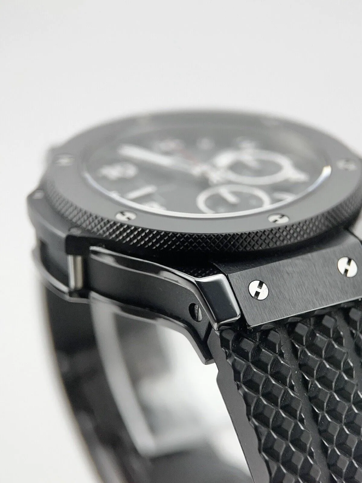 Hublot Big Bang Black Magic Ceramic Black 44mm Automatic Men’s Watch - Box/Paper