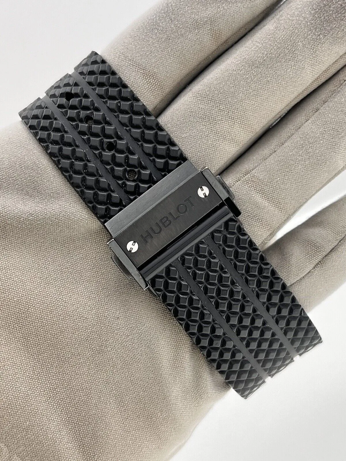 Hublot Big Bang Black Magic Ceramic Black 44mm Automatic Men’s Watch - Box/Paper