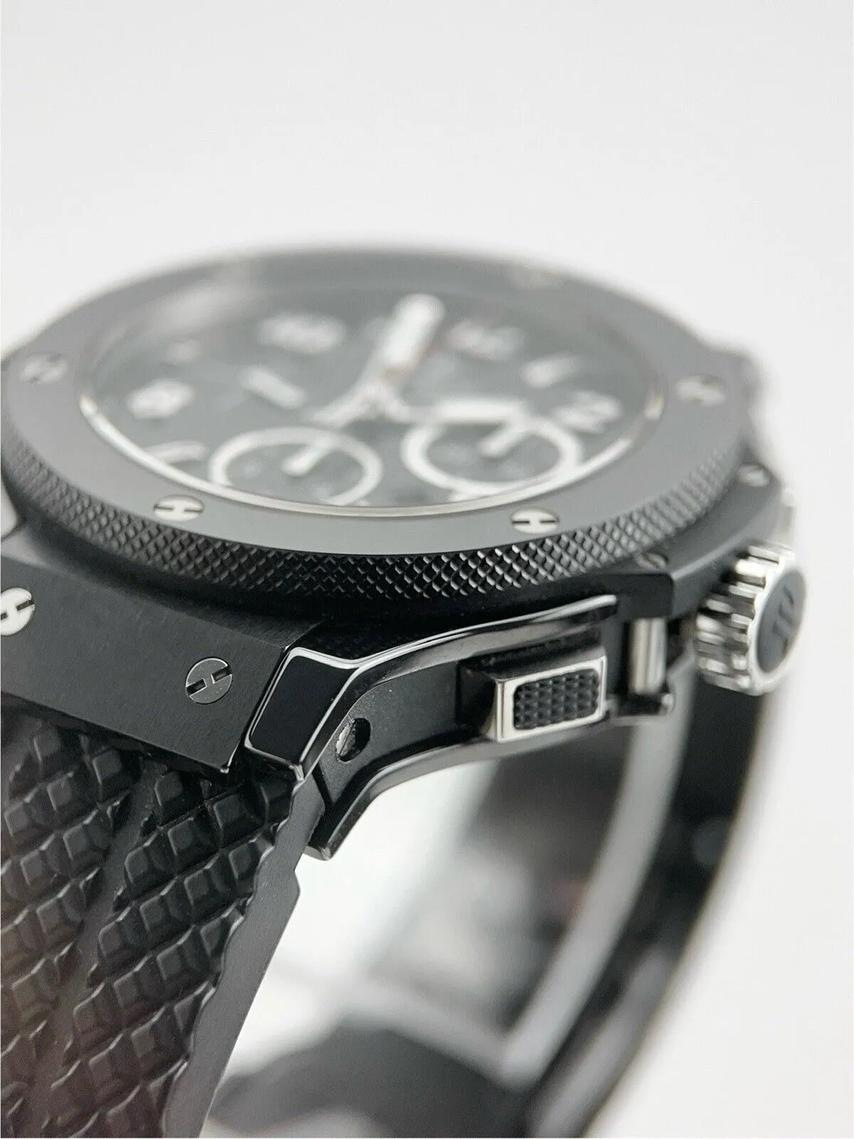 Hublot Big Bang Black Magic Ceramic Black 44mm Automatic Men’s Watch - Box/Paper