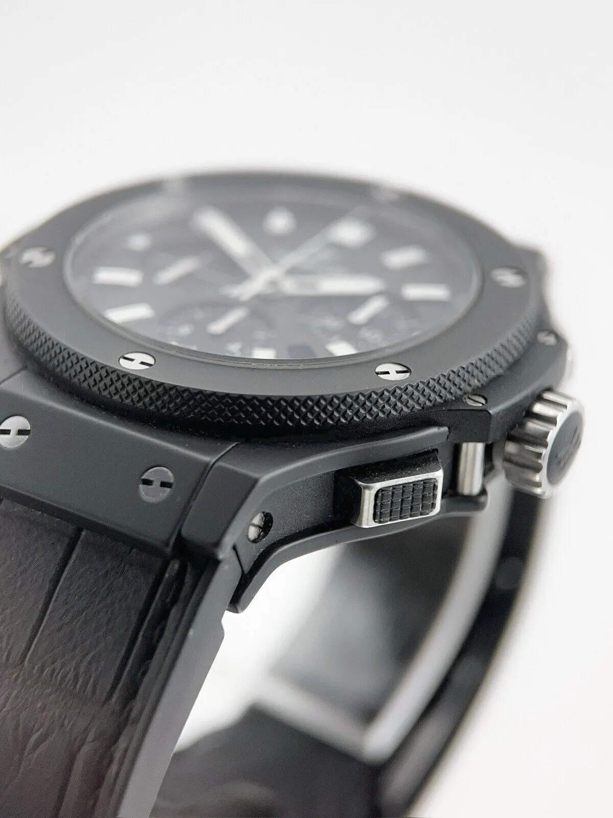 Hublot Big Bang Ceramic Black 44mm Automatic Men’s Watch 301.CI.1770.GR