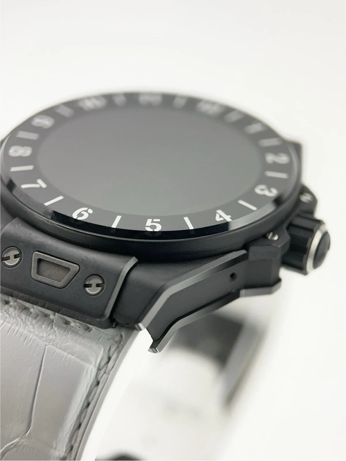 Hublot Big Bang Ceramic Black Dial 42mm Quartz Digita Men’s Watch 440.CI.1100.RX
