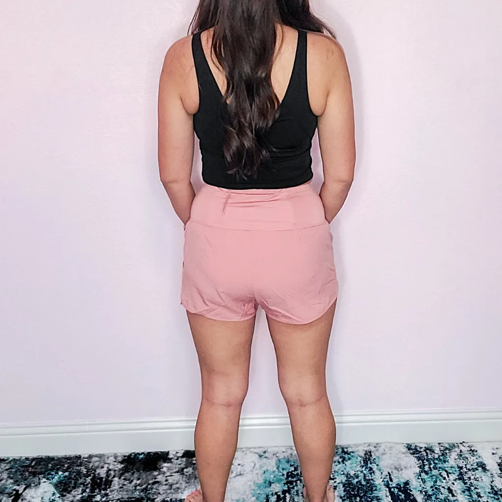 I workout Rose Shorts
