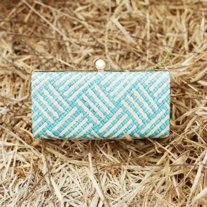 Kotta Biru Handwoven Straw Clutch