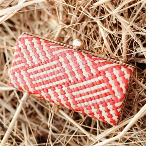 Kotta Rosana Handwoven Straw Clutch