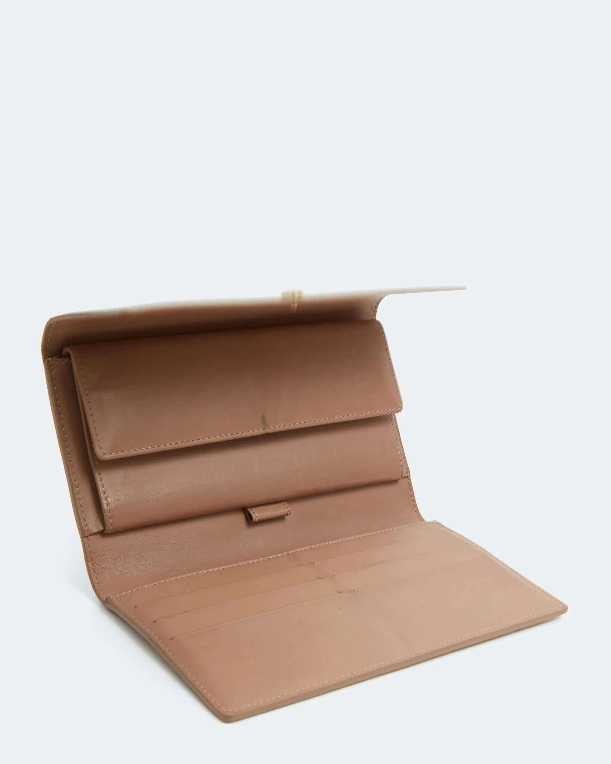 Louis Vuitton Beige Vernis Monogram Patent Leather Flap Wallet