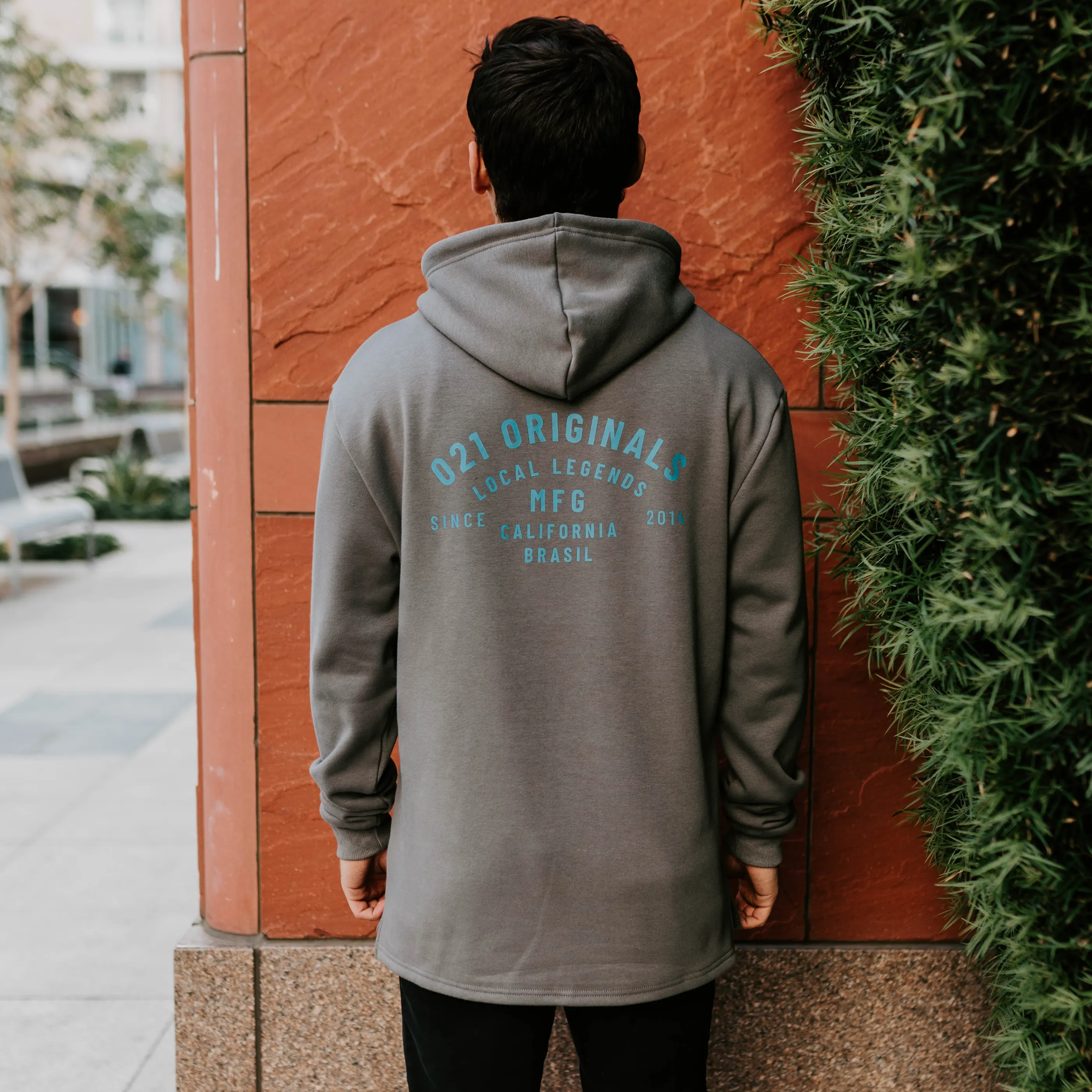 MFG SPLIT-HEM HOODIE - GRAPHITE