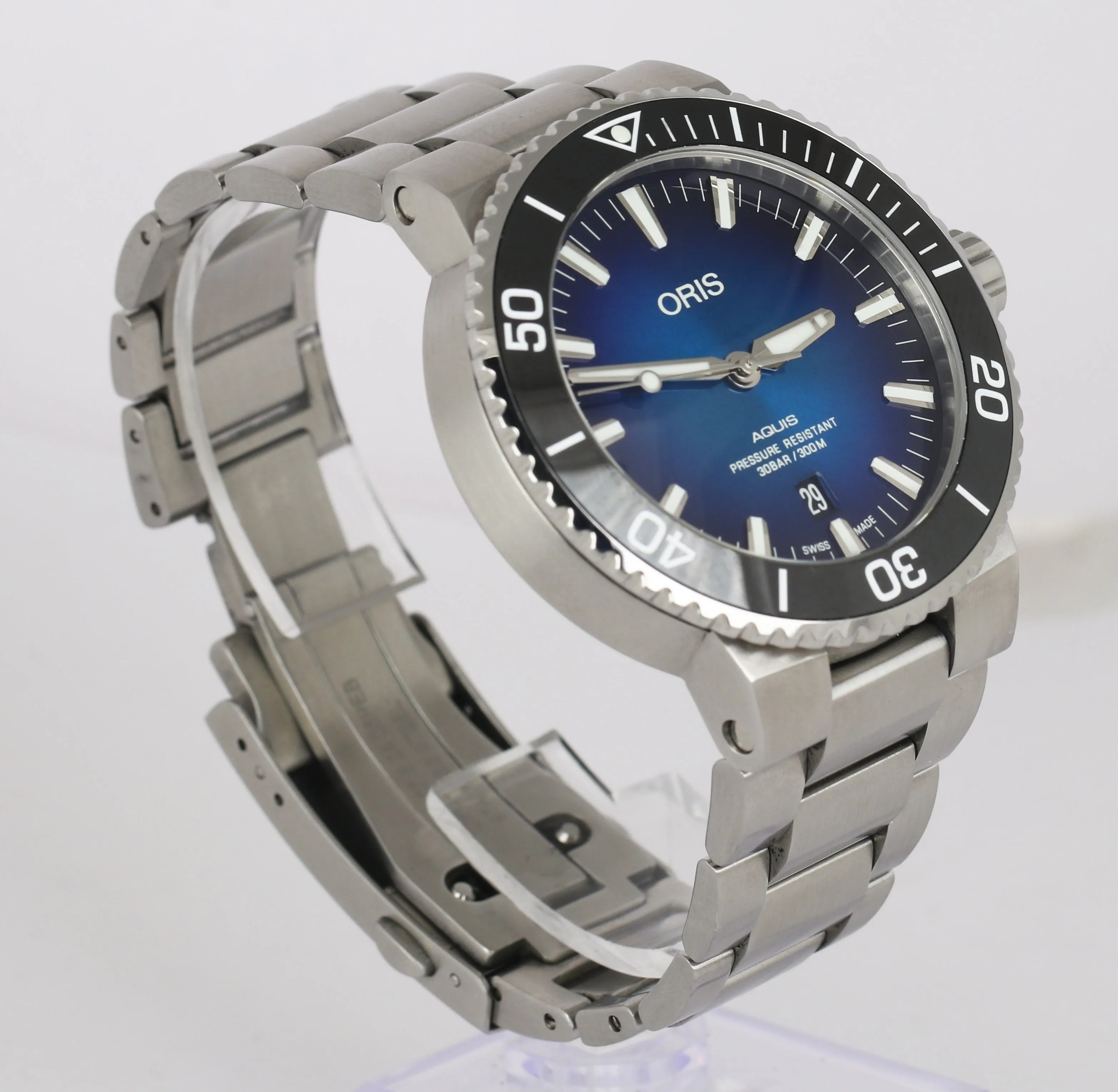 MINT Oris Aquis 7730 Blue Stainless Steel 43.5mm Automatic Black Ceramic Watch