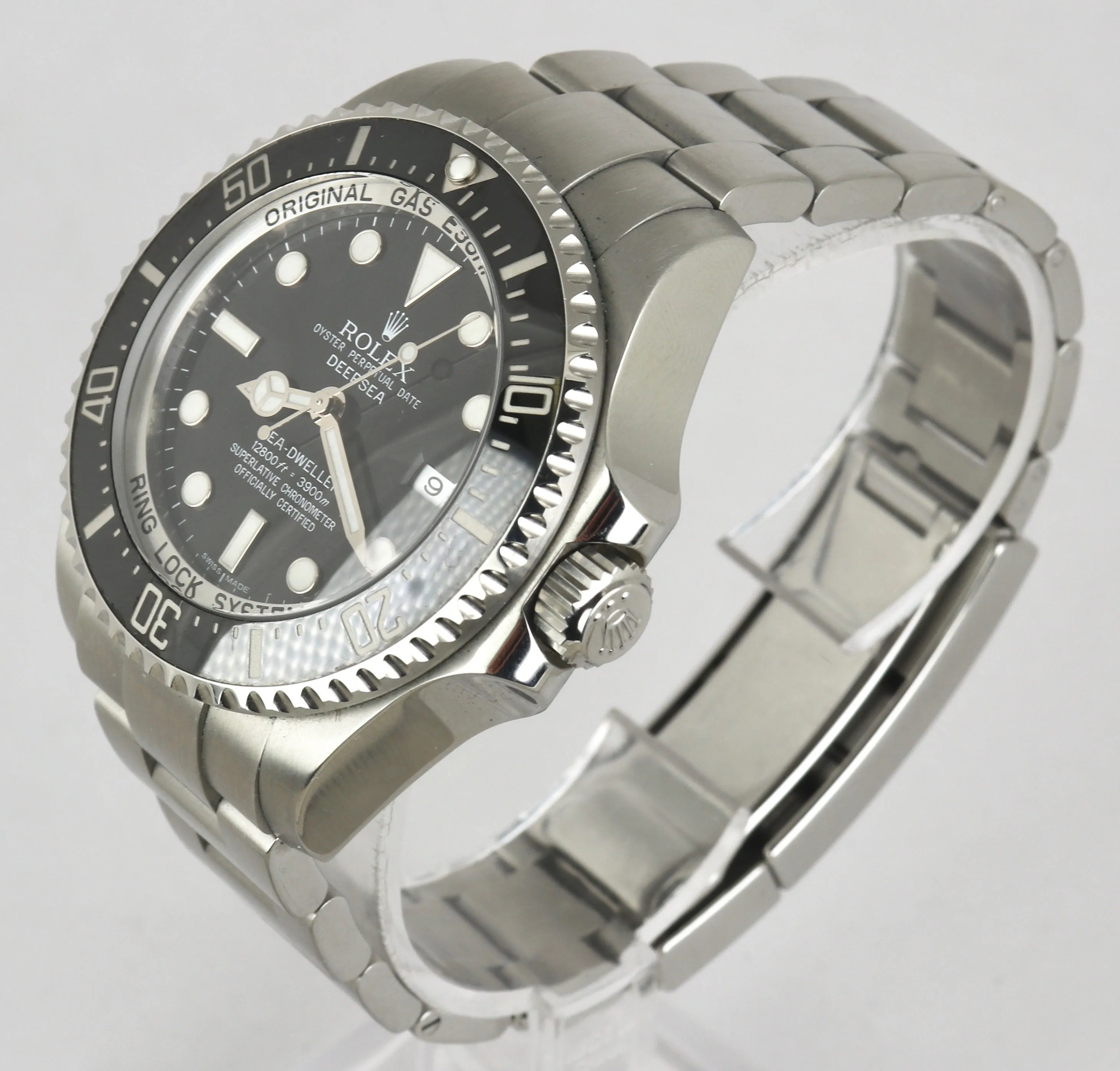 MINT Rolex Sea-Dweller Deepsea 116660 Stainless Steel 44mm Black Dive Ceramic